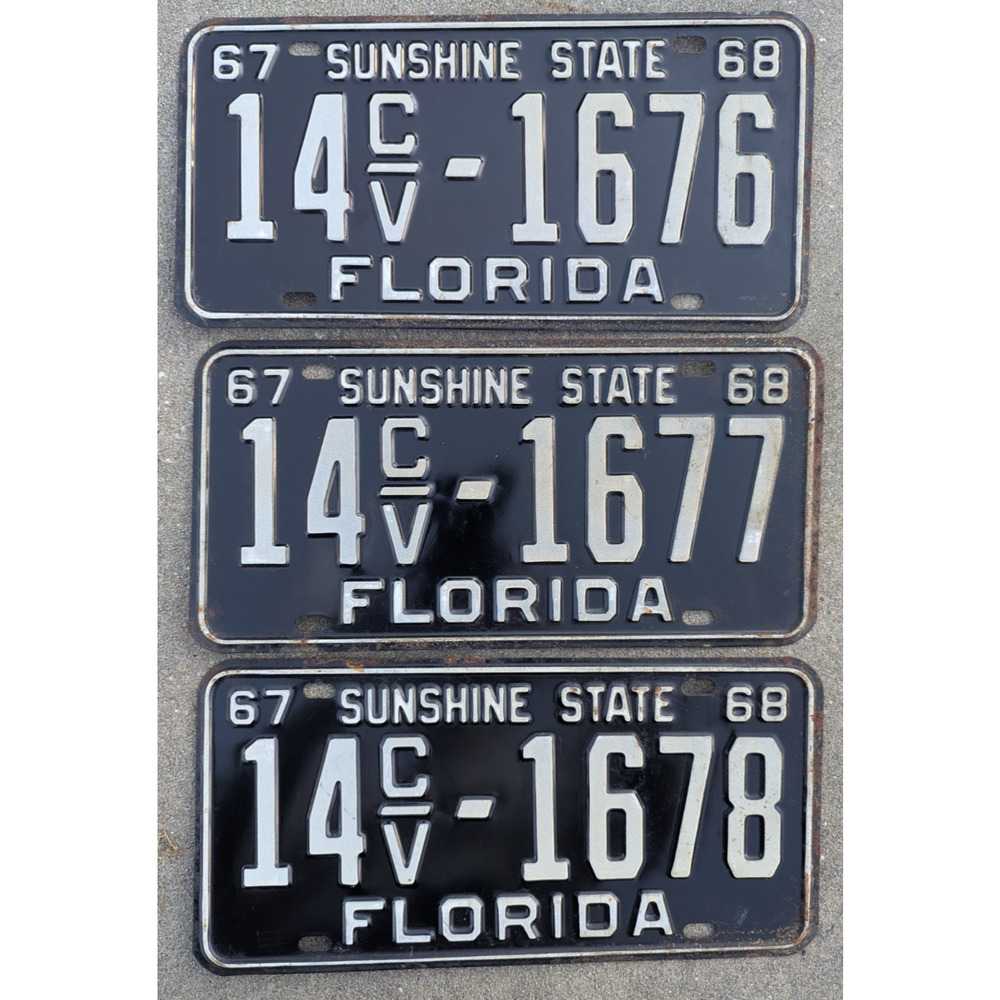 1967/68 Florida Sunshine State License Plate Lot of 3 Consecutively Numbered Set